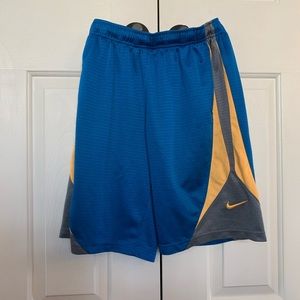 NIKE ATHLETIC SHORTS